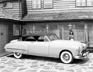 1949olds98holiday.jpg