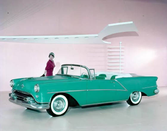 1954olds98starfcv.JPG