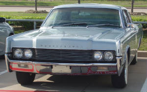 1966lincolncont4dr.JPG