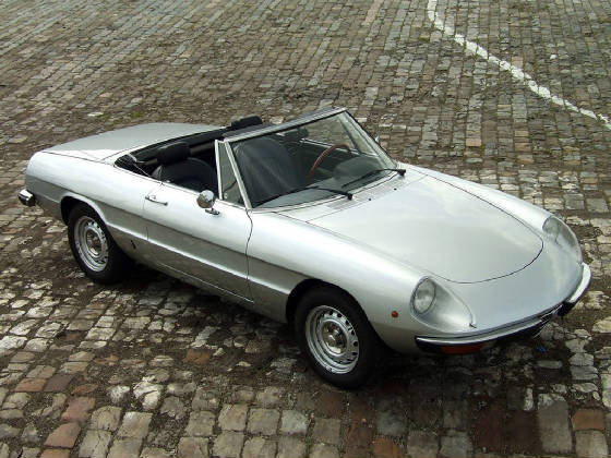 ALFA_ROMEO/1970alfaromeospider.jpg