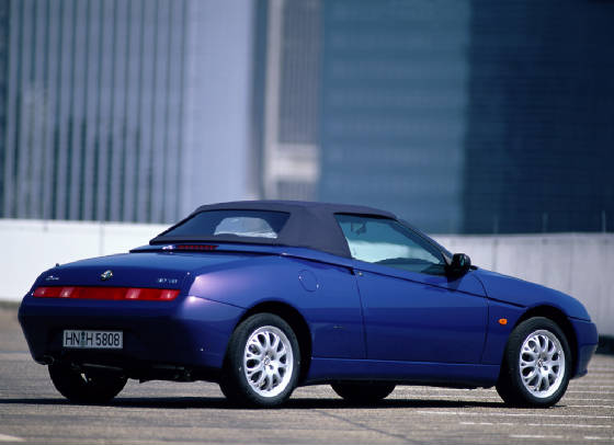 ALFA_ROMEO/199502alfaspiderrr.jpg