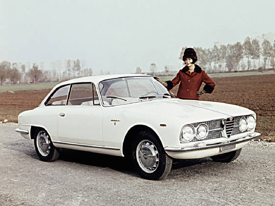 ALFA_ROMEO/alfaromeo2000sprint.jpg