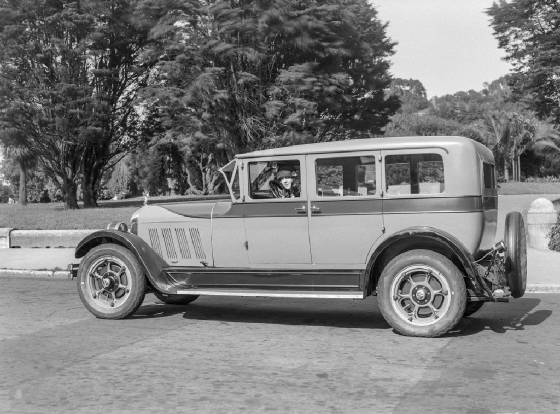 AUBURN/1929auburn890convcpe.jpg