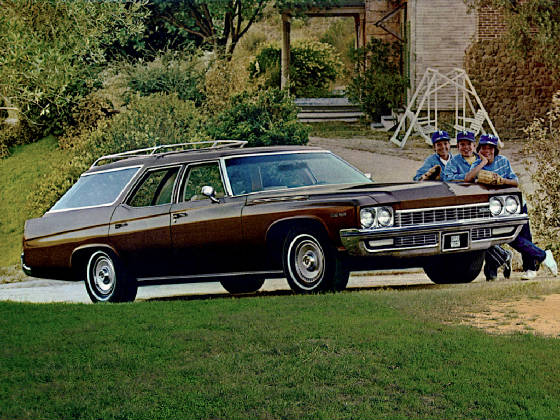 BUICK/1977bklesabre4dgreen.jpg