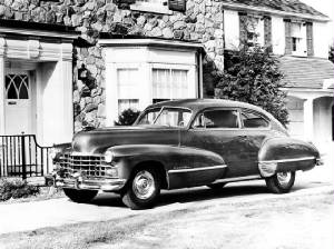 CADILLAC/1947cad62cpe.jpg