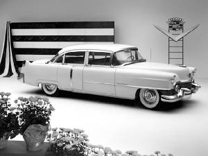 CADILLAC/1954cad62sdn.jpeg