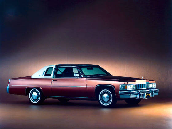 CADILLAC/1977coupedeville.jpg