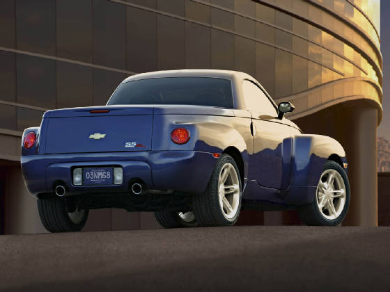 CHEVROLET/2003chevyssrrear.jpg