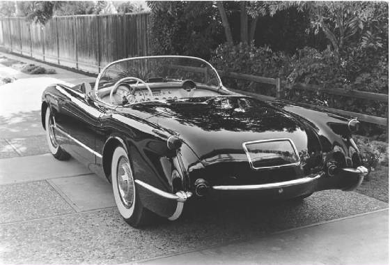 CHEV_CORVETTE/1954chevcorvettebnwL.jpg