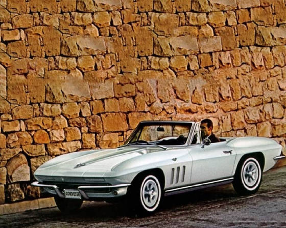 CHEV_CORVETTE/1965chevcorvetterdstr.jpg