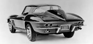 CHEV_CORVETTE/1966chevcorvetterearbnw.jpg