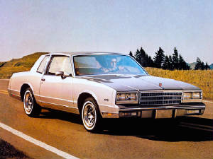 CHEV_MONTE_CARLO/1982mcslvrfrt.jpeg