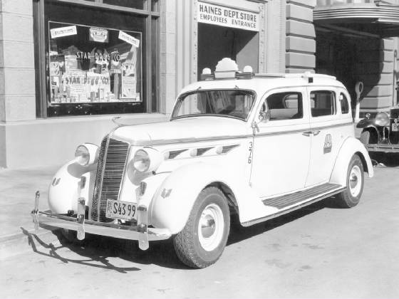 DESOTO/1936desotairstreamcustomsislwb7pass.jpg