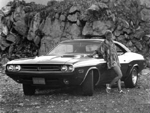 DODGE_CHALLENGER/1971dgchallRTbnwfrontt.jpeg