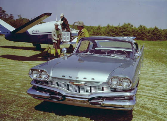 DODGE_FULL_SIZE/1961dartphnsbnw.jpg