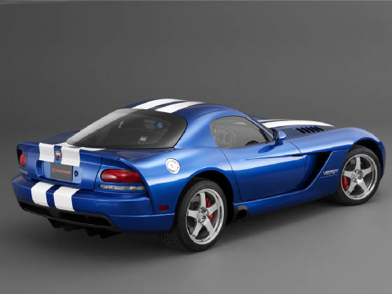 DODGE_VIPER/vipersrt10redrear.jpg