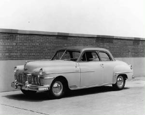 DeSOTO/1949desotocustom2drsedanfrt.jpg