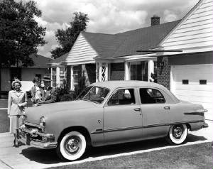 FORD/1951fordcust4drsdn.jpg