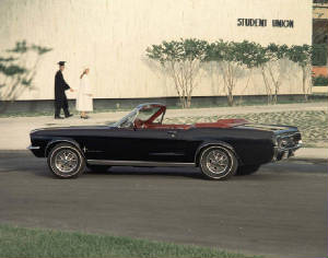 FORD_MUSTANG/1967fordmustcvblk.jpg