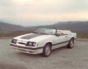 FORD_MUSTANG/1985fordmustgtconv.jpg