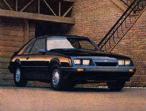 FORD_MUSTANG/1986musthatchblk.jpg