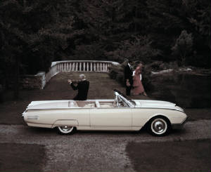 FORD_THUNDERBIRD/1961fordtbirdconvwhite.jpg