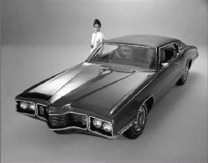 FORD_THUNDERBIRD/1970fordtbirdlandaubnw.jpg