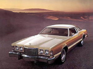 FORD_THUNDERBIRD/1976fordtbirdcreamngldedt.jpeg