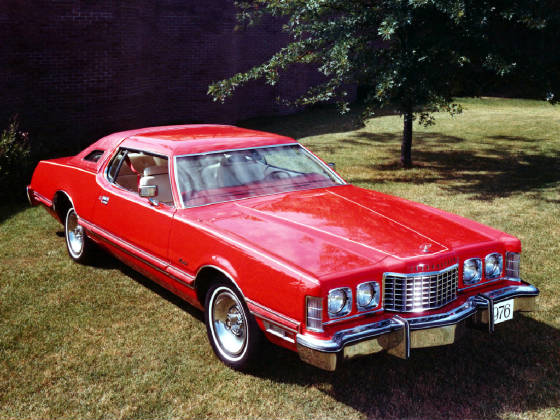 FORD_THUNDERBIRD/1976fordtbirdlipstick.jpeg