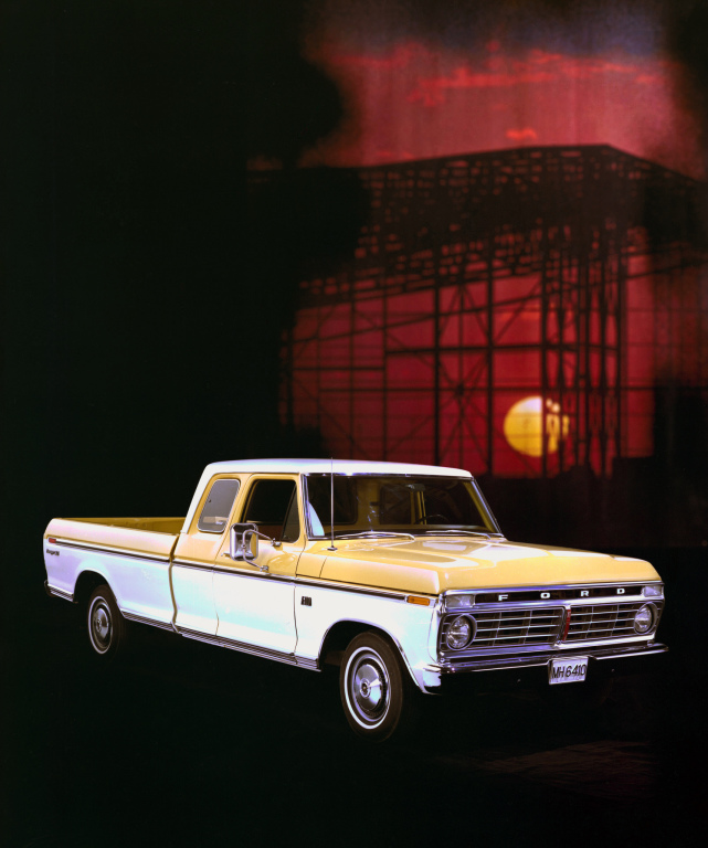 FORD_TRUCKS/1976fordfseriesblack.jpg