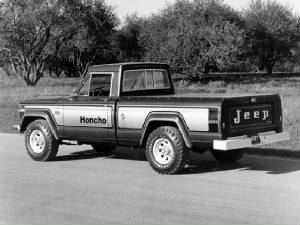 JEEP_TRUCK/1977jeepj10honcobnw.jpeg