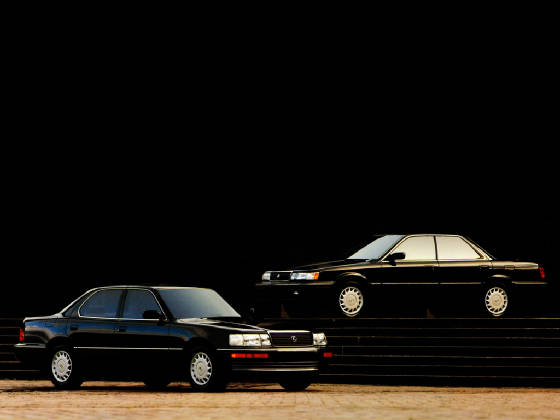 LEXUS/1990lexus250and400.jpg