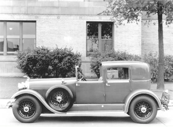 LINCOLN/1930lincLconvsedanbydietrich.jpg