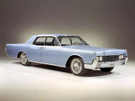 LINCOLN/1966linccontsedan.jpg