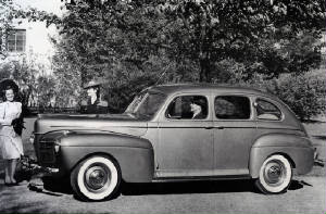 MERCURY/1941merc8twnsdnbnw.jpeg