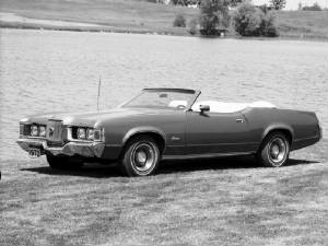 MERCURY_COUGAR/1972merccougarconvbnwfrt.jpeg