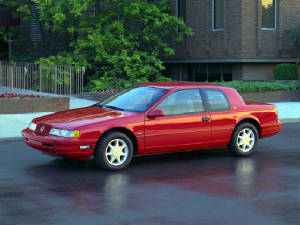 MERCURY_COUGAR/1989mercdougXR7red.jpeg