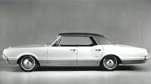 OLDSMOBILE_CUTLASS/1966oldsCS4drhtpbnw.JPG