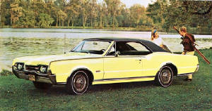 OLDSMOBILE_CUTLASS/1967cut442yell.jpg