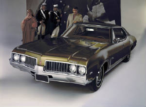 OLDSMOBILE_CUTLASS/1969cutsup4hgoldz.jpg