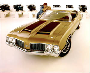 OLDSMOBILE_CUTLASS/1970olds442gold.jpg