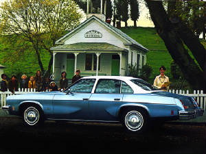 OLDSMOBILE_CUTLASS/1975oldscutlass4drblue.jpeg