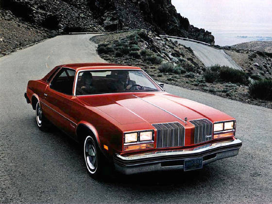 OLDSMOBILE_CUTLASS/1977oldsvistacrsrblue.jpeg