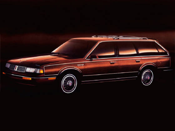 OLDSMOBILE_CUTLASS/1987oldscutlasscruiser.jpeg