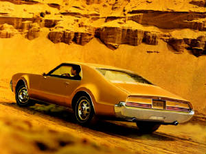 OLDSMOBILE_TORONADO/1966oldstorogold1.jpeg