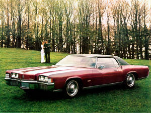 OLDSMOBILE_TORONADO/1971oldstoromrn.jpeg