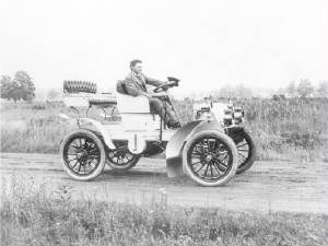 PACKARD/1902pkdmodelFrunabout.jpeg