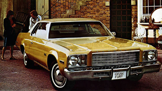 PLYMOUTH/1977plymgrnfurycpegold.jpg