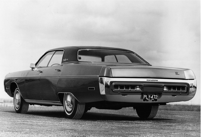 PLYMOUTH/1972plymfurygrnsdnbnww.jpg
