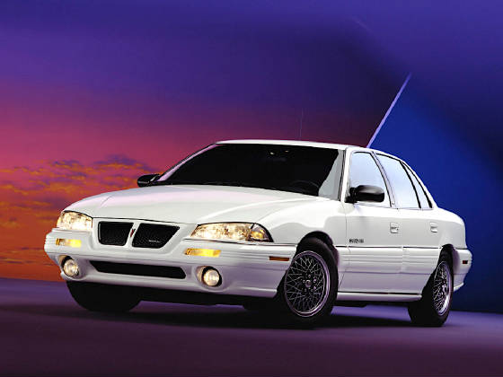 PONTIAC_GRANDAM/199295grandamwhite.jpg